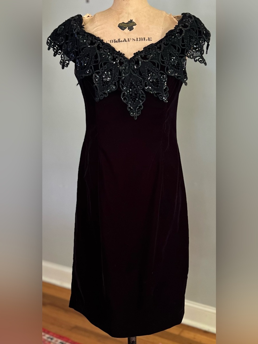 Vintage Scott McClintock Velvet Lace Beaded Dress